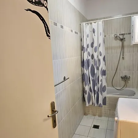 Kraken Apartment *
